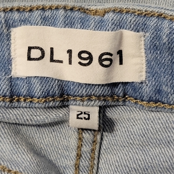 DL1961 Mara Instasculpt Straight Ankle Jeans - Picture 5 of 7